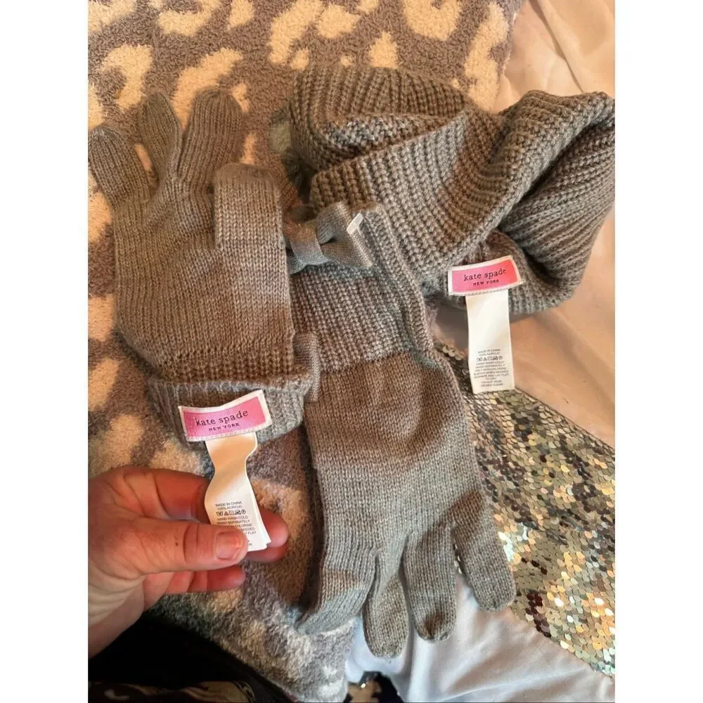 Kate Spade Gray Knit Dorothy Bow Beanie Hat & Gloves - Bow Fancy Warm GUC